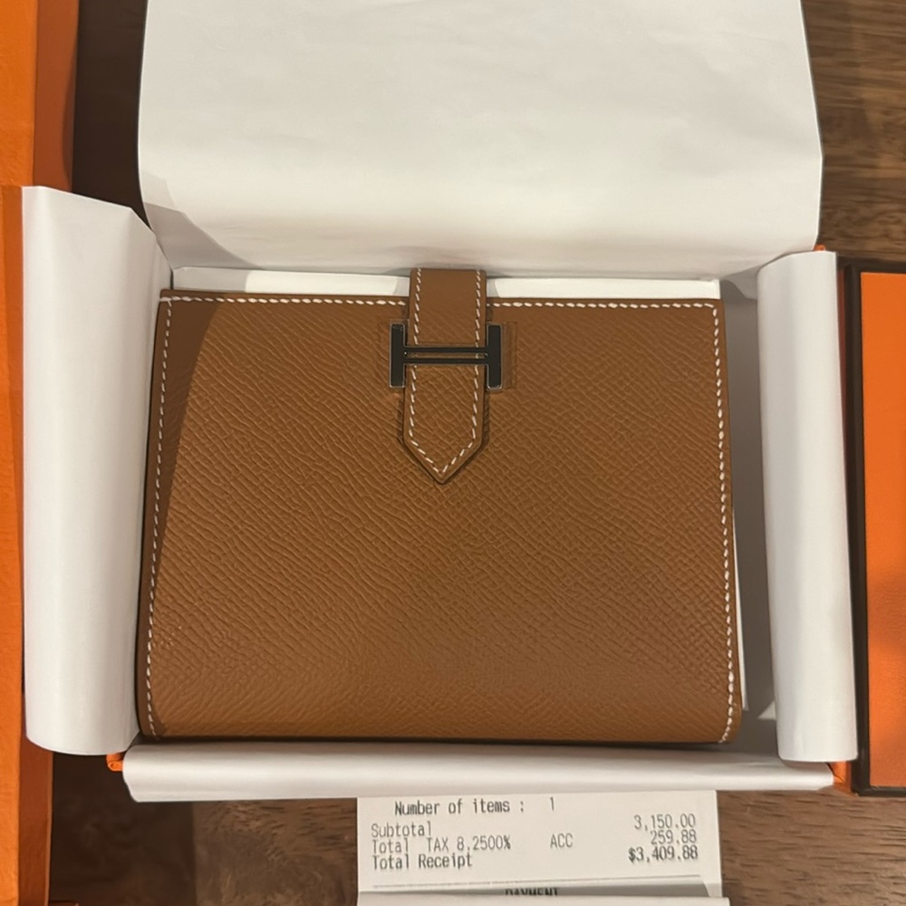 Brand new Bearn Compact Wallet